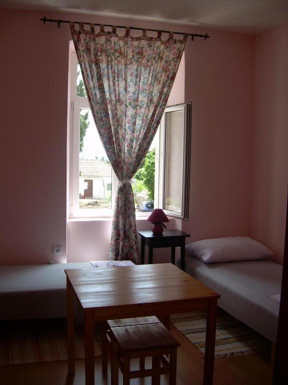 Phara Hostel Gdinj Kamer foto